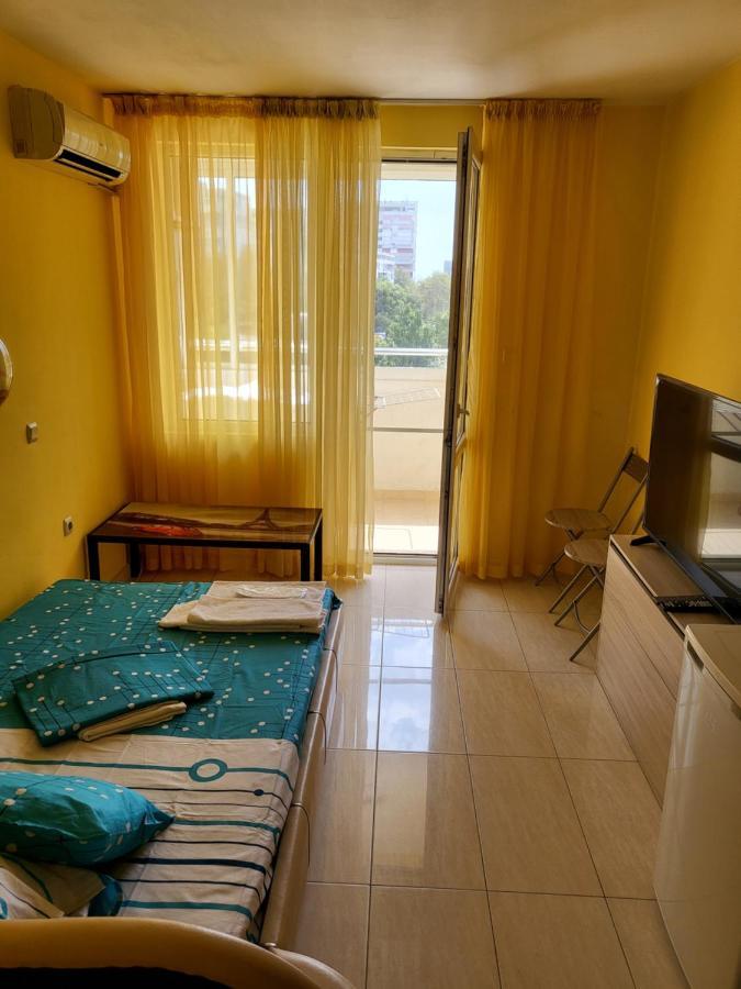 Appartamento Apartamenti Ivaia Varna Esterno foto
